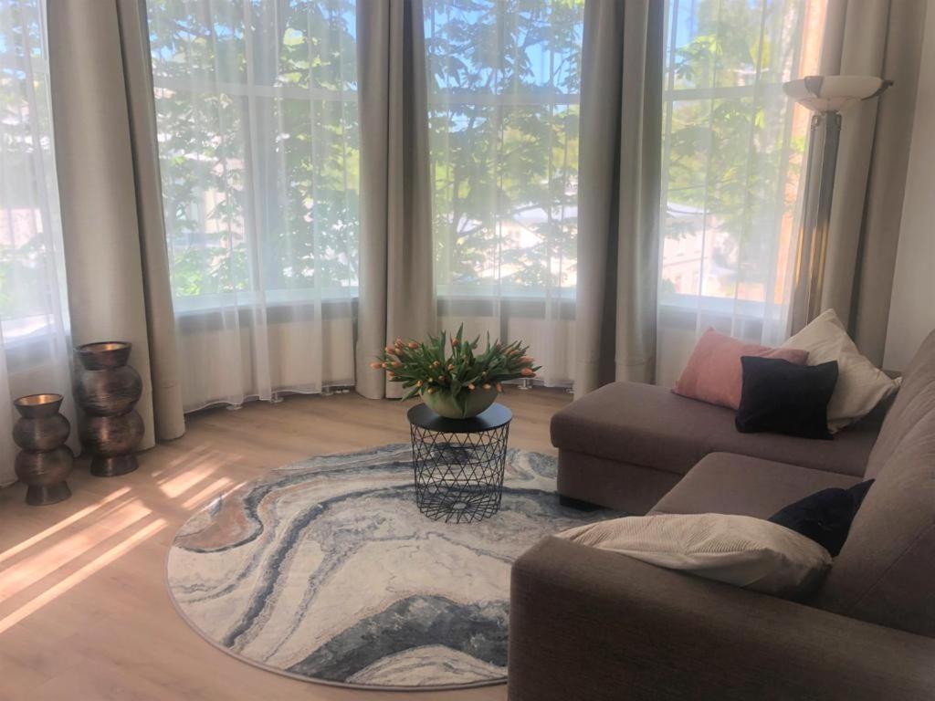 Alve Apart Hotel Jūrkalne Eksteriør billede